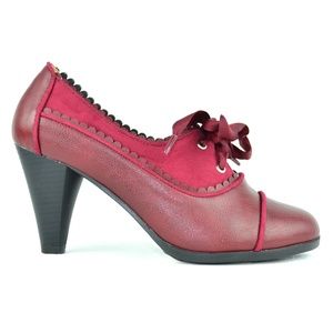 Burgundy Trimmed Cut Lace-Up Vintage Heeled Oxford